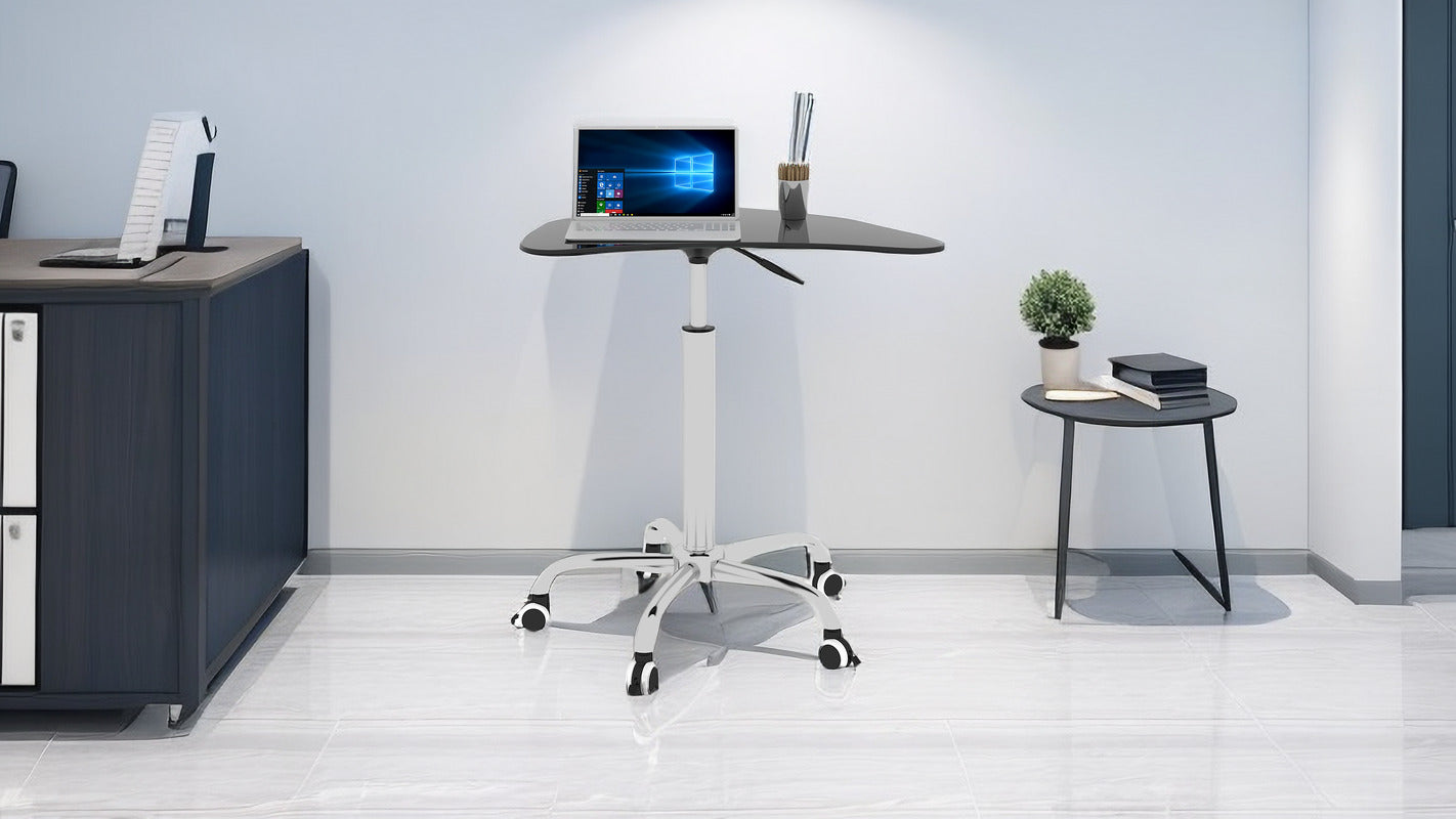 Know Your Laptop Carts: Mobile Desks JST6600