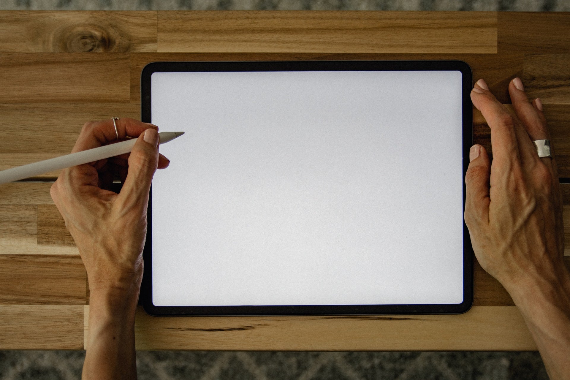 Rackora Tablet Holder for Digital Artists