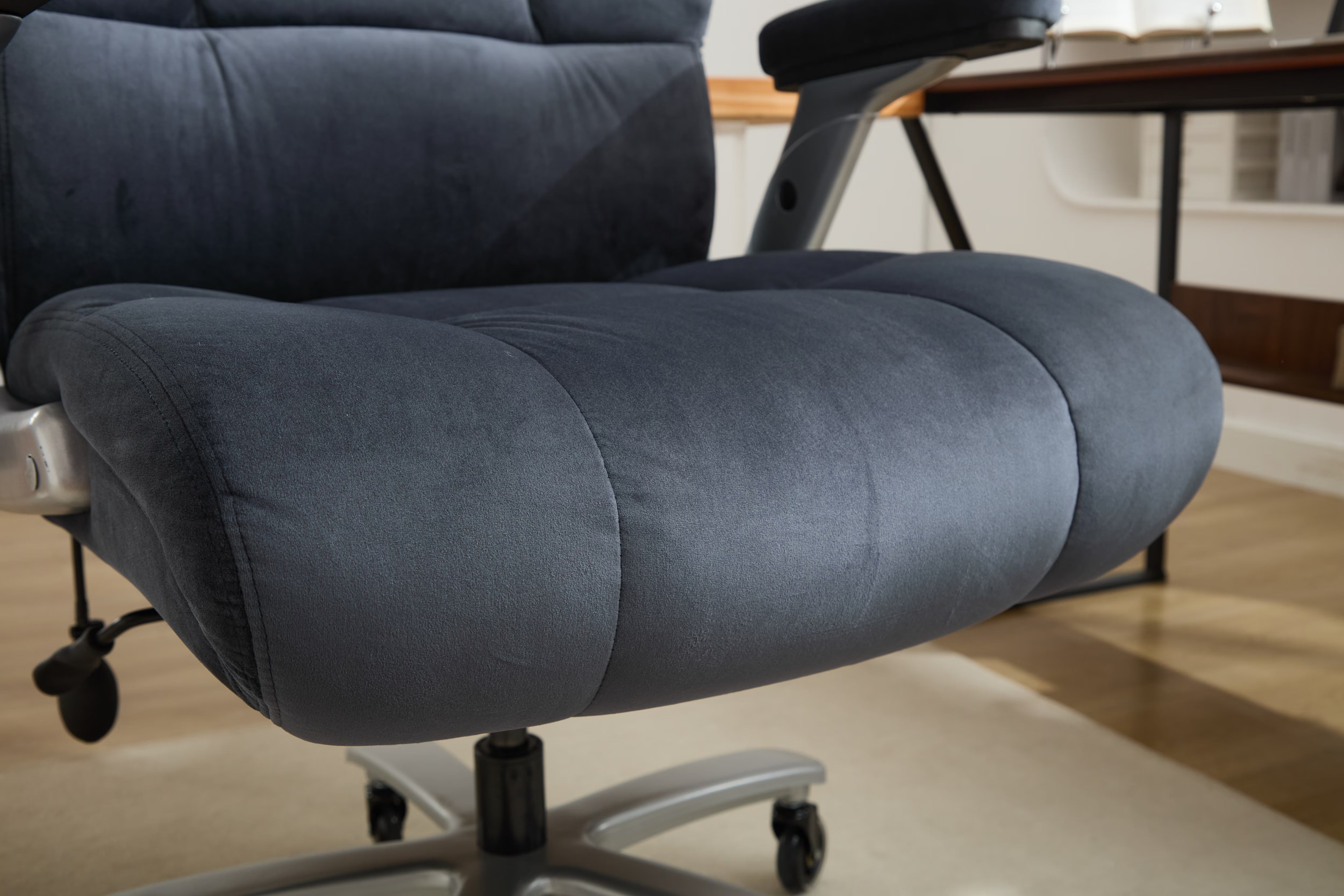 Executive Ergonomic Chair for Heavy People 500lbs - Adjustable Lumbar & Headrest, Flip-Up Arms, Extra Wide Seat (Big and Tall Office Chair)
