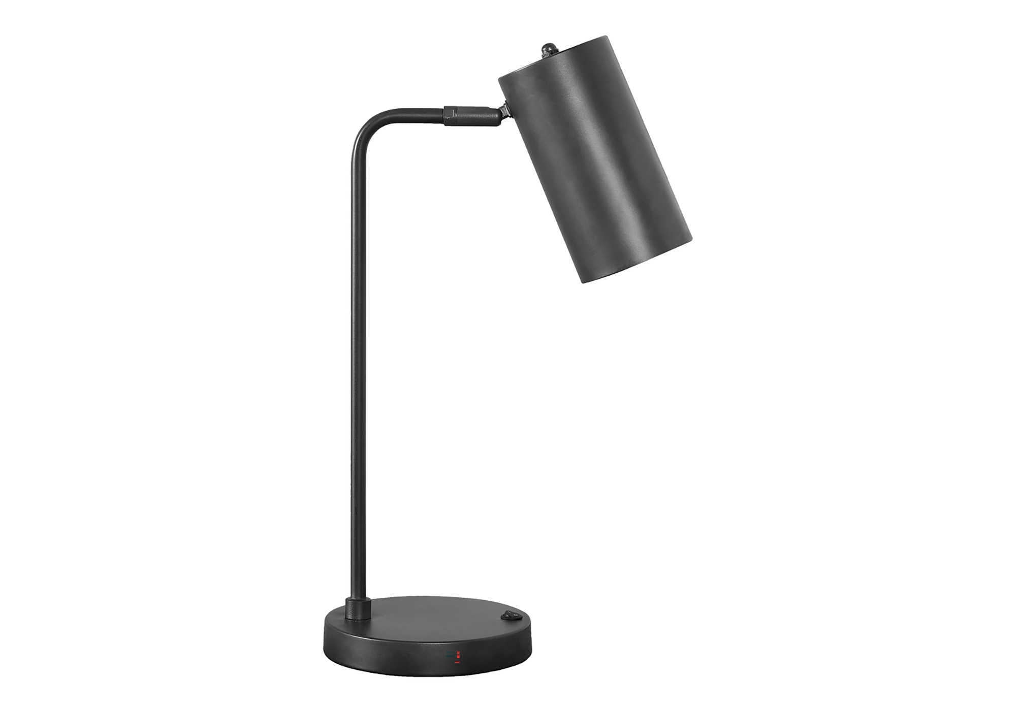 18"h Metal Usb Table Lamp 25W/120 volt bulb (not included)